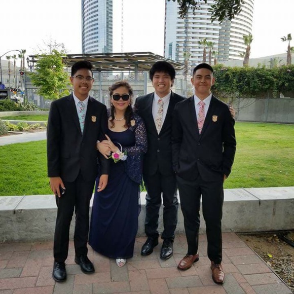 Meet your Posher, Lisa - Picture 7 of 8